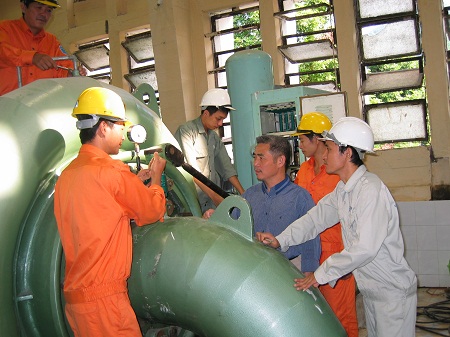 Đẩy mạnh hoạt động sáng kiến cải tiến kỹ thuật và chuyên môn trong CNVC-LĐ